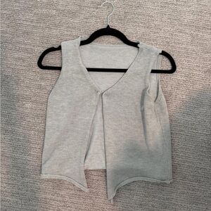 Gray Sleeveless Knit Cardigan